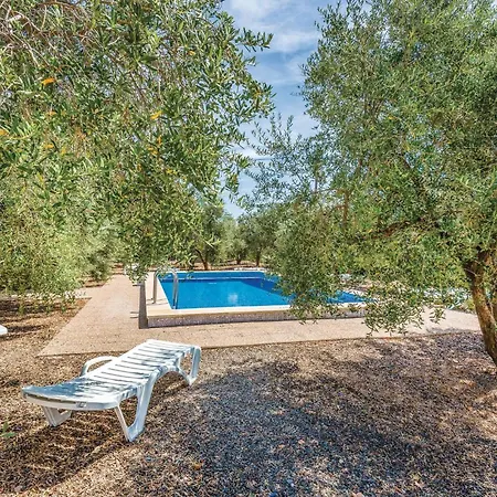 Сasa de vacaciones 6 Bedroom Gorgeous In *